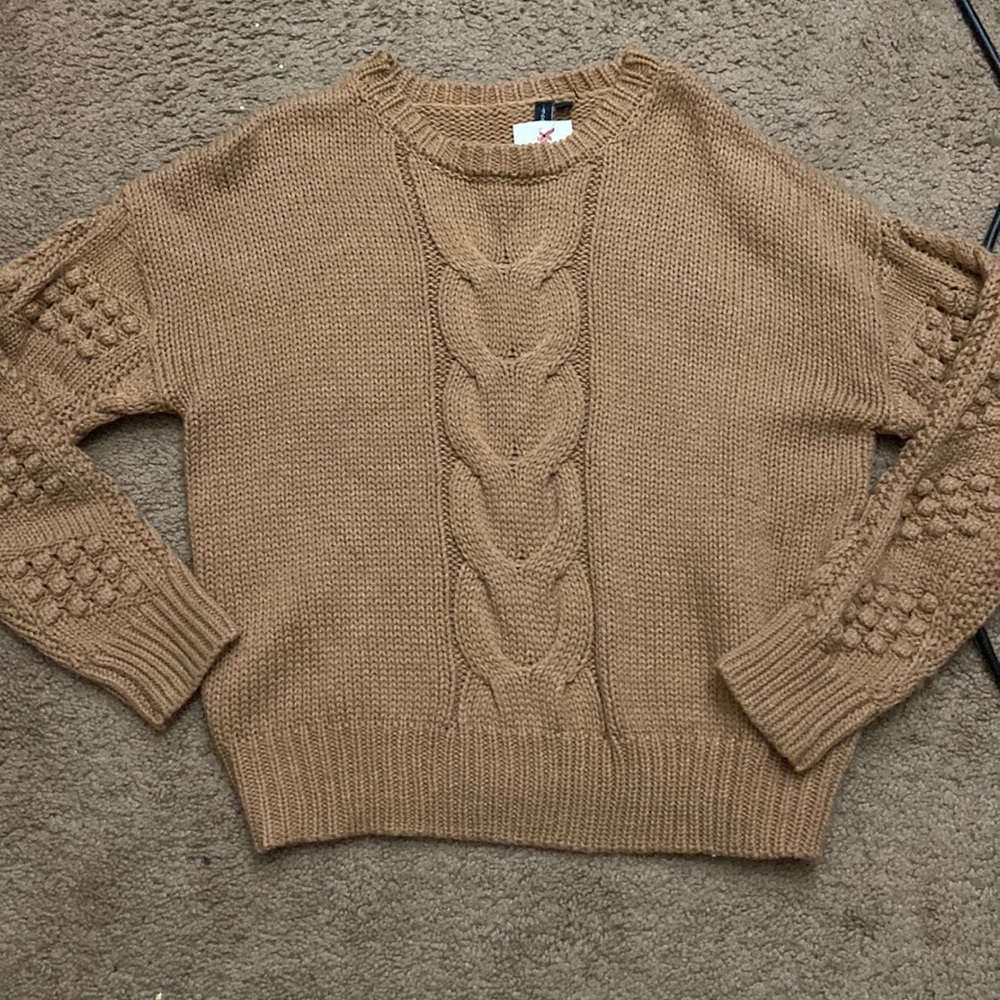 Moon & Madison new sweater